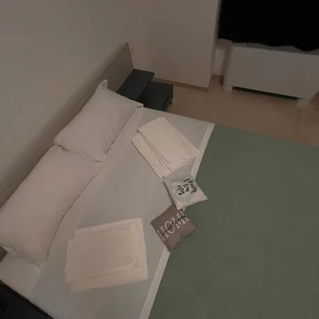 Locazione Turistica Le Tre Sorelle Bed & Breakfast 3*